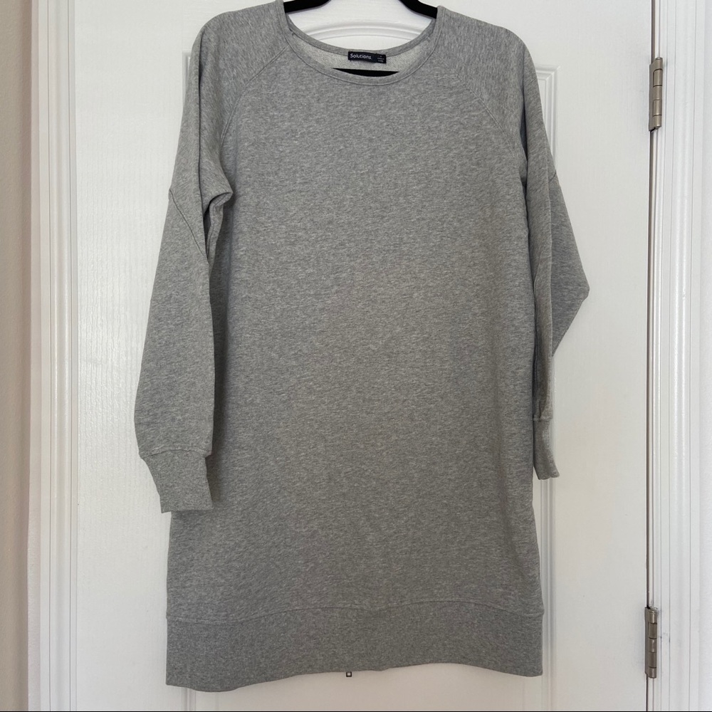 Gray long sweatshirt